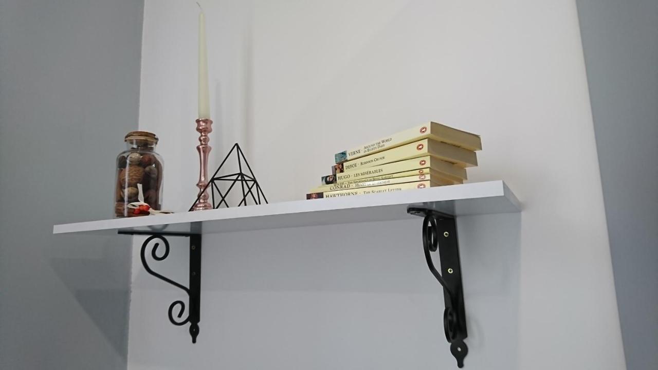 Black Gate - 2 Bedroom Apartment In The Heart Of Old Town With Free Private Secured Parking براشوف المظهر الخارجي الصورة